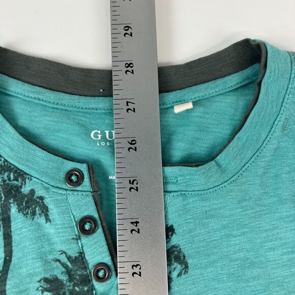 Guess Denim Henley T-Shirt Men's Teal‎ knit Short Sleeve Palm Trees LA Sz L - Picture 11 of 14